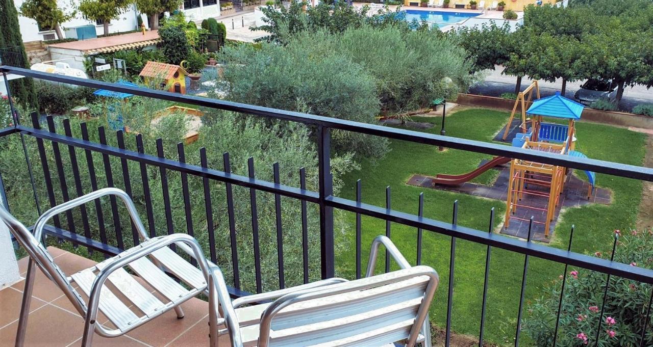 Hotel La Masia L'Estartit Bagian luar foto