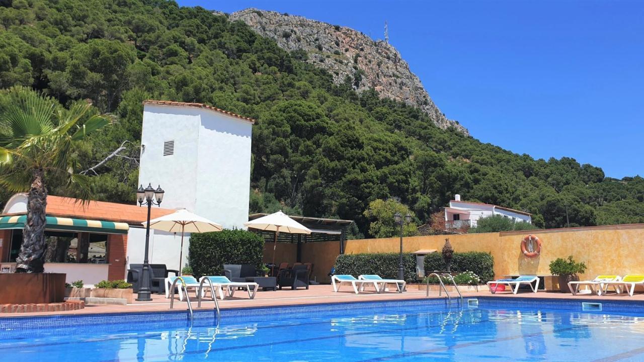 Hotel La Masia L'Estartit Bagian luar foto